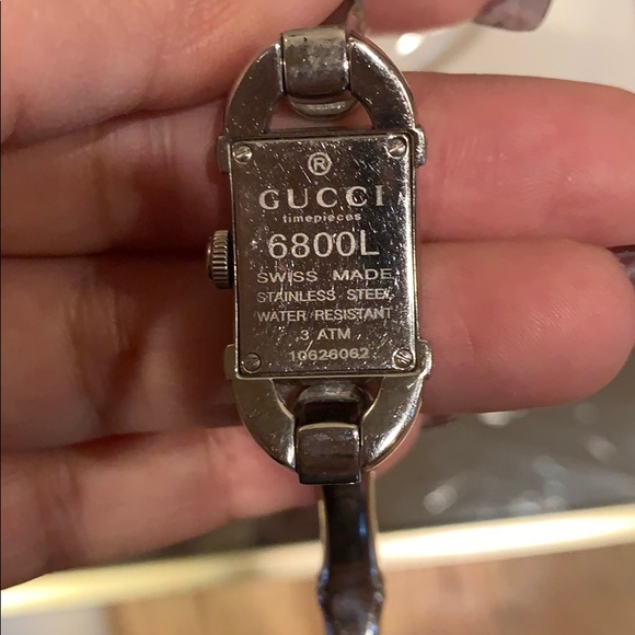 Gucci 6800L Diamond Watch - Picture 6 of 7